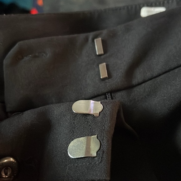 Cropped black slim fitted pants - Picture 4 of 4